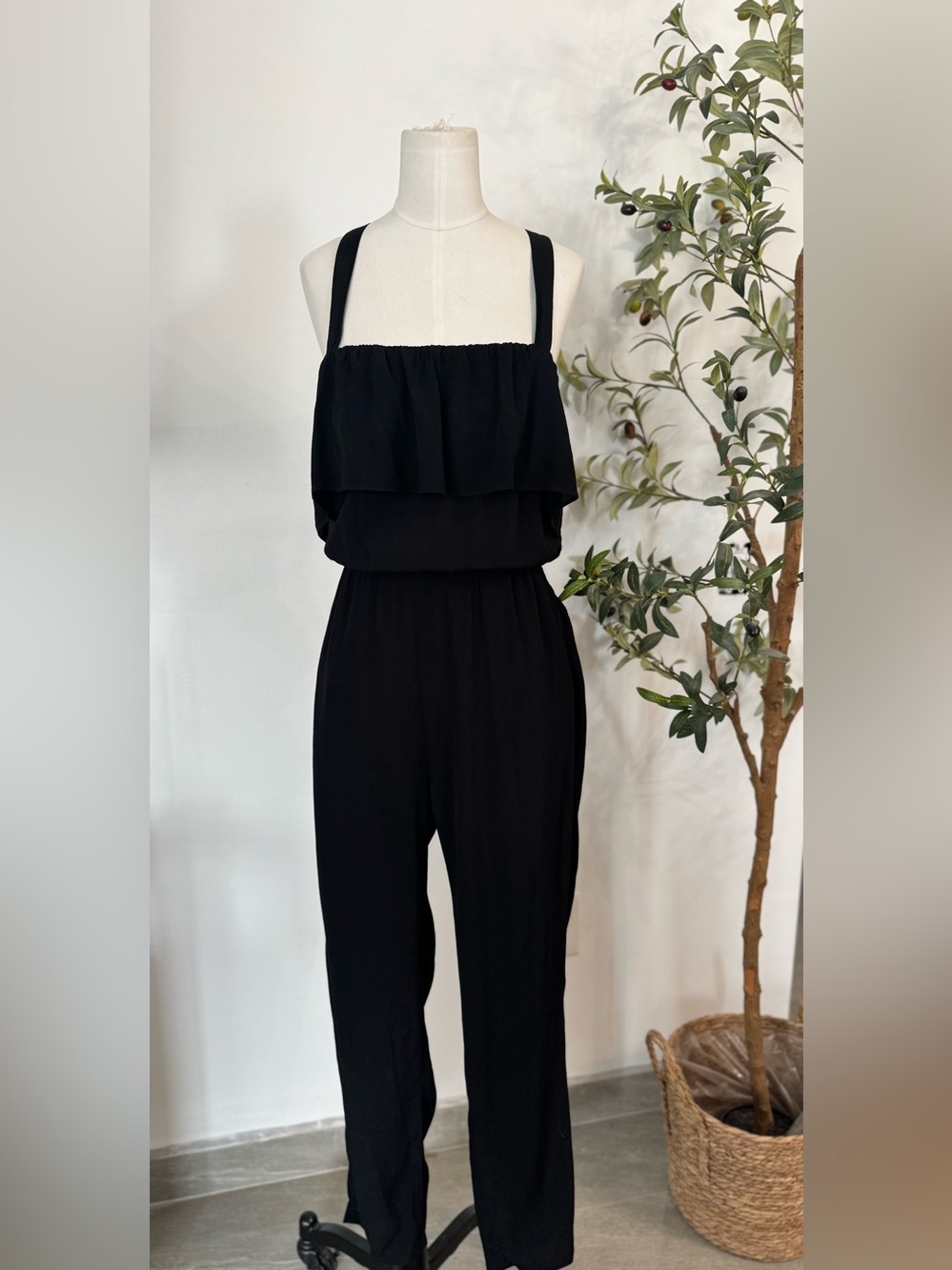 Madewell XS Black Ruffle Jumpsuit straight Leg Sleeveless Cross Back Minimalist